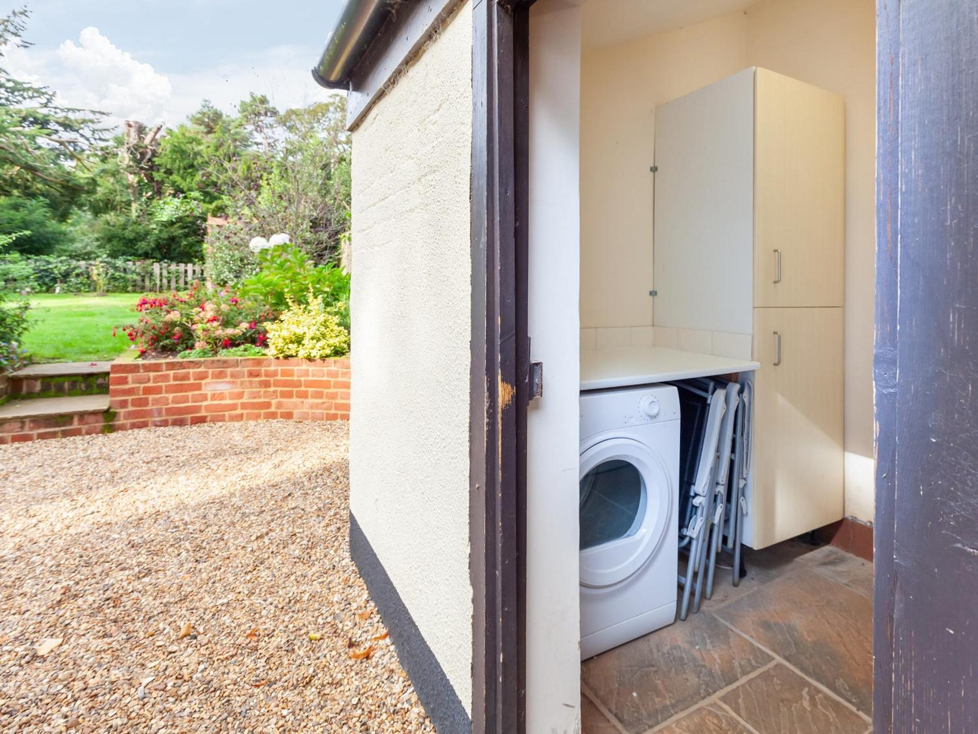 Colbridge Cottage Docking Bagian luar foto